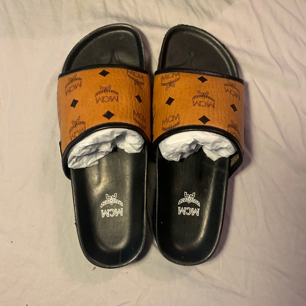 MCM tan slides